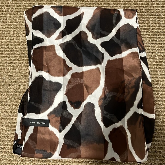 Jones New York Animal Print Sheer Silk Scarf - Picture 8 of 8